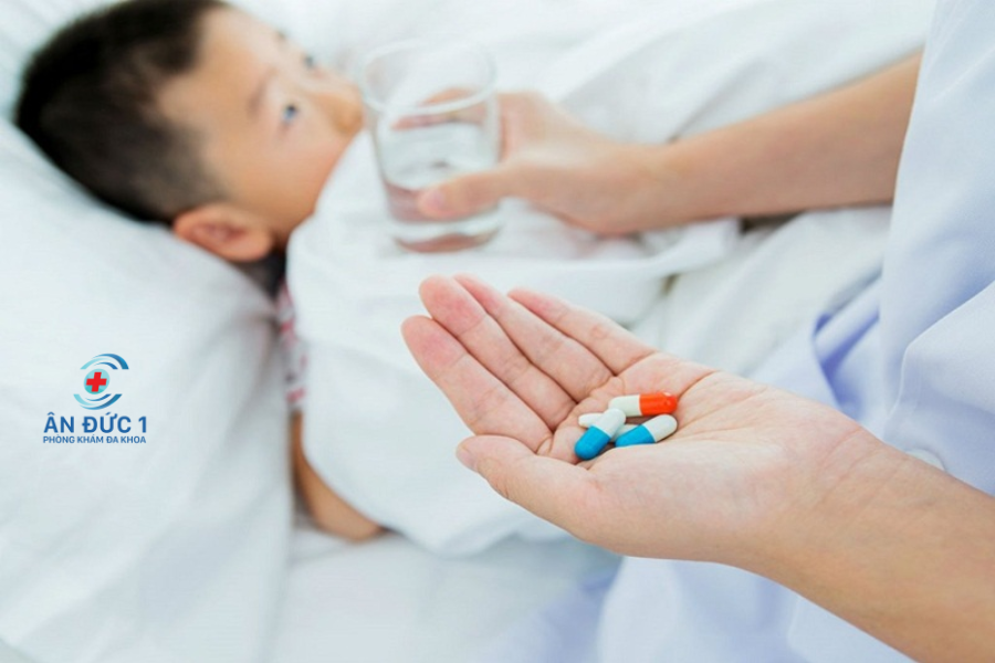 trẻ bị rối loạn tiêu hoá