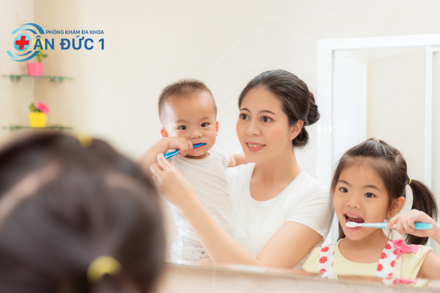 Các biện pháp phòng tránh các bệnh vào mùa hè cho trẻ